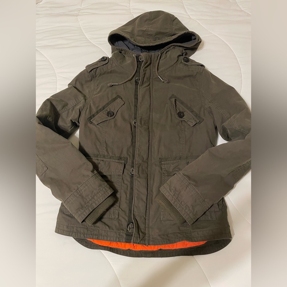 Aritzia - like new TNA Orange/Green hooded coat